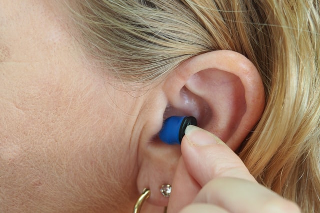 How To Clean Headset Ear Pads? An Extended Guideline - Headphone Day