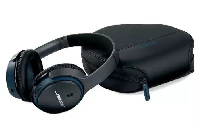 Bose Soundlink Vs Quietcomfort Ii Find The Winner Headphone Day