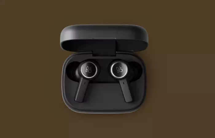 Bang & Olufsen’s High-End EX Wireless Earbuds Black Color